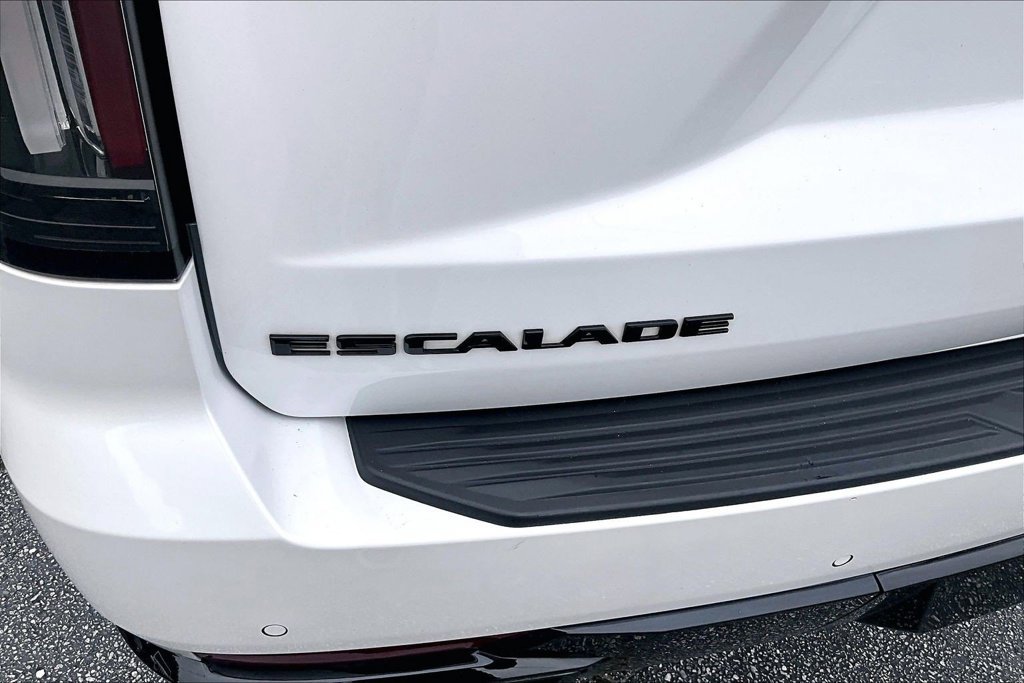 Used 2024 Cadillac Escalade Sport w/ LPO, ONYX Package AWD/4WD image 23