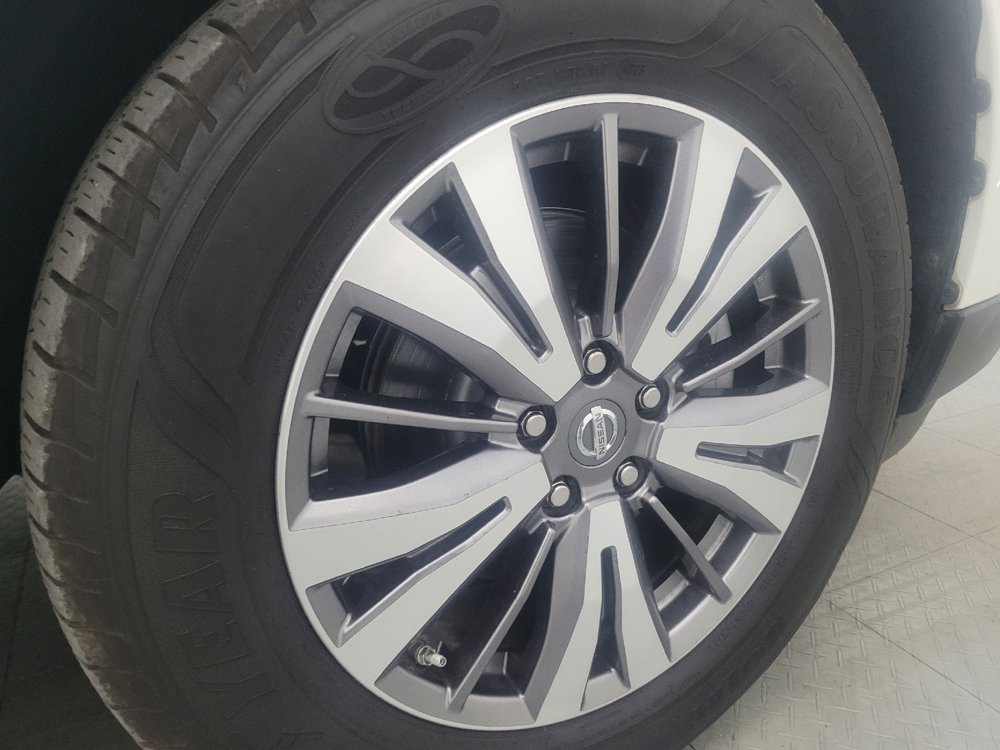 Used 2018 Nissan Pathfinder SL FWD image 31