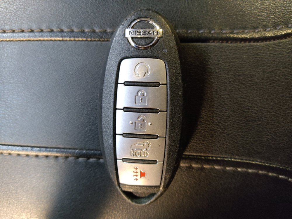 Used 2020 Nissan Rogue SV FWD image 32