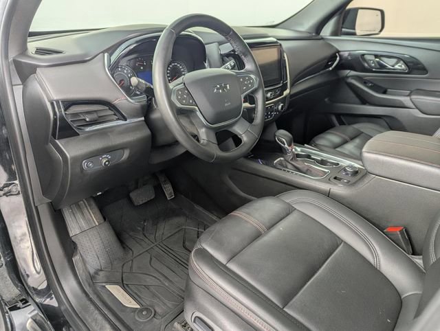 Used 2024 Chevrolet Traverse RS w/ LPO, Floor Liner Package AWD/4WD image 16