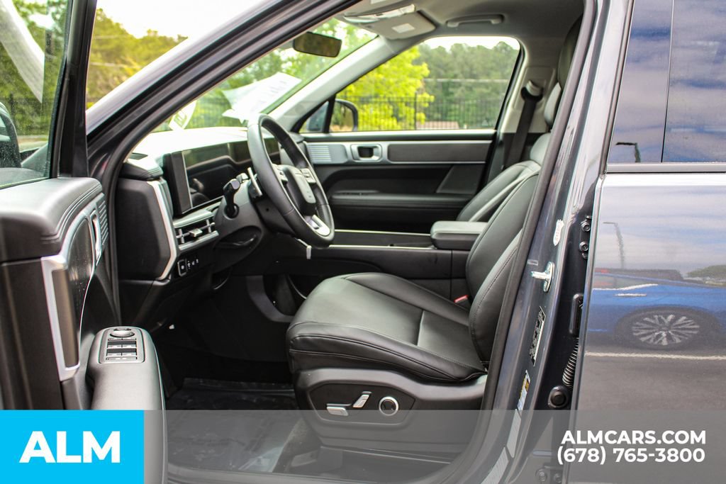 Used 2026 Hyundai Santa Fe SEL FWD image 17