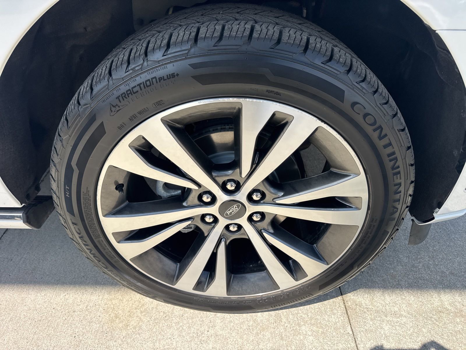 Certified 2021 Ford Expedition Platinum image 21