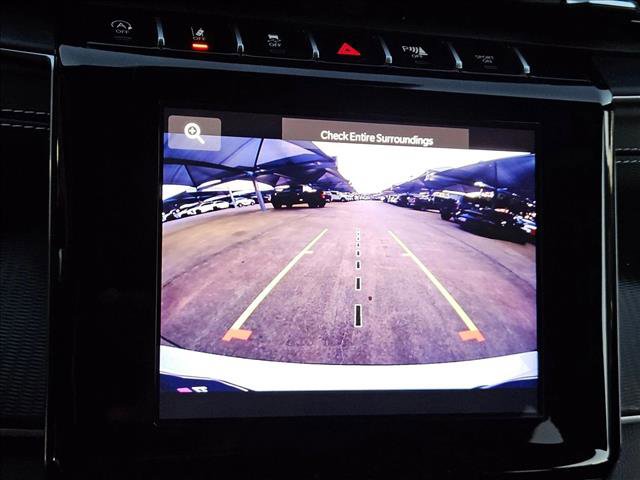 Used 2023 Jeep Grand Cherokee L Laredo image 11