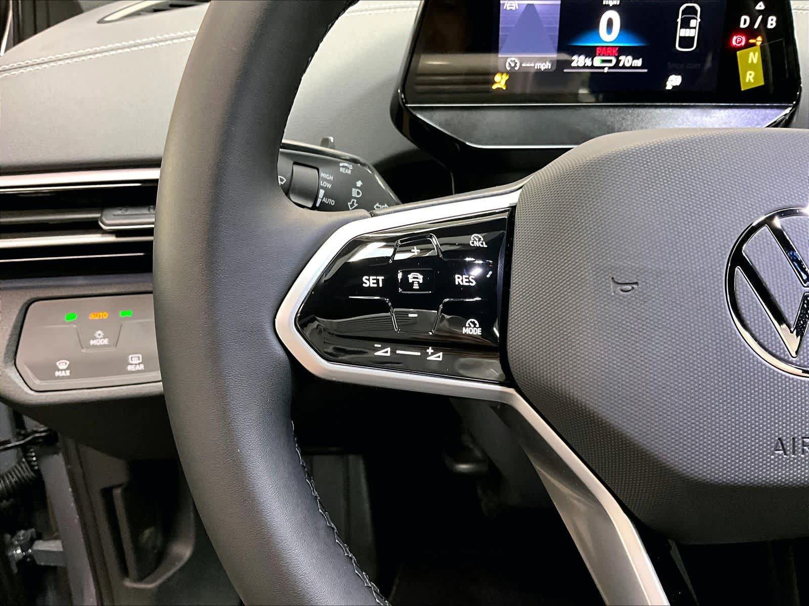 New 2026 Volkswagen ID.4 Pro image 17