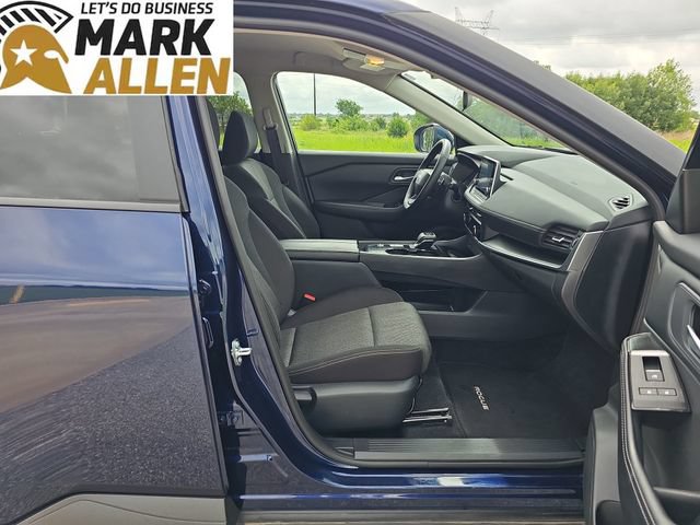 Used 2025 Nissan Rogue SV FWD image 27