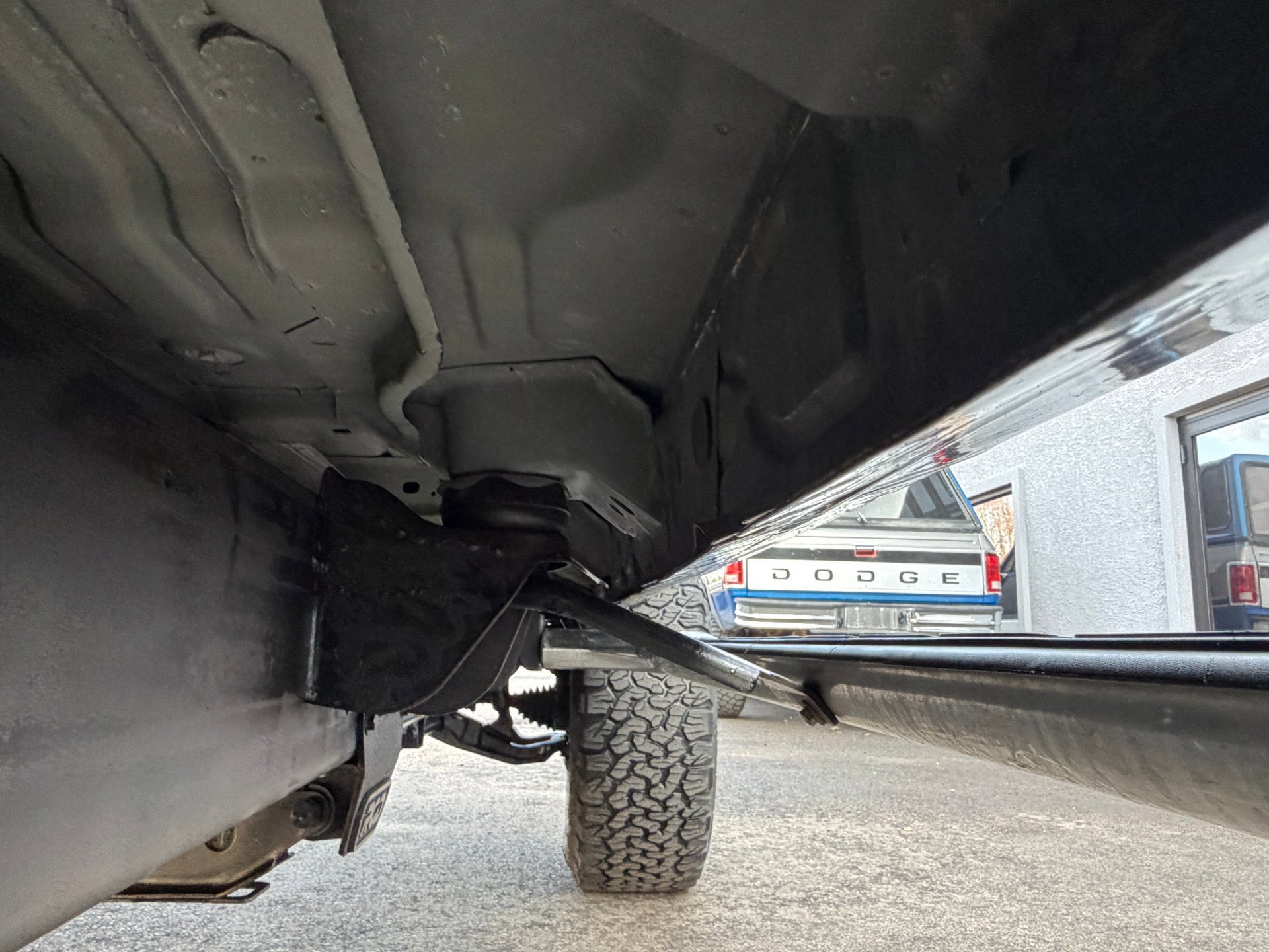 Used 2005 GMC Sierra 3500 SLT w/ Heavy-Duty Power Package image 26