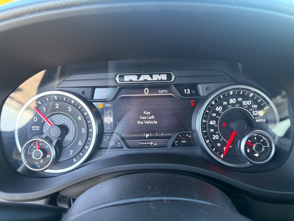 New 2027 RAM 1500 Express AWD/4WD image 22