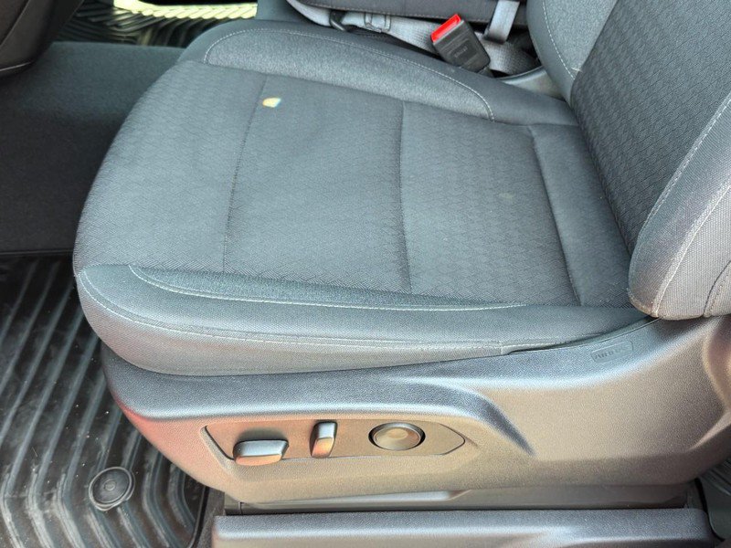 Used 2025 Chevrolet Silverado 1500 Custom AWD/4WD image 22