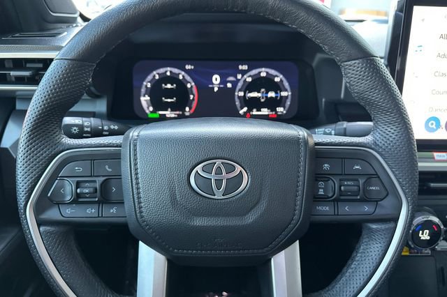 Certified 2025 Toyota Tacoma TRD Sport w/ TRD Sport Premium Package AWD/4WD image 27