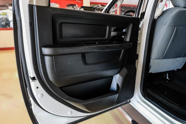 Used 2014 RAM 2500 Tradesman w/ Chrome Appearance Group image 39