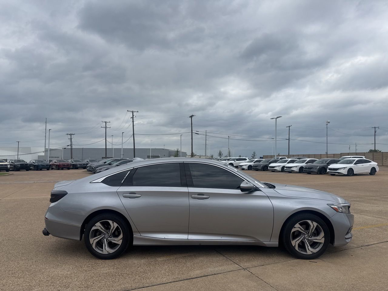 Used 2019 Honda Accord EX image 27