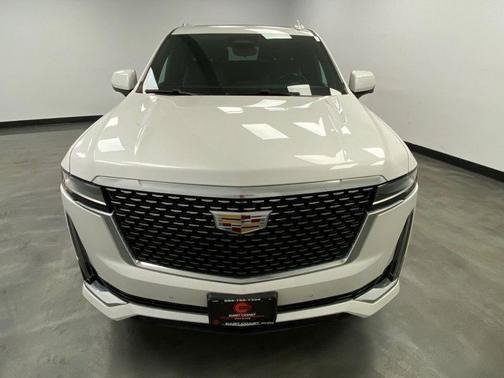 Used 2023 Cadillac Escalade Premium Luxury w/ LPO, Floor Liner Package AWD/4WD image 10