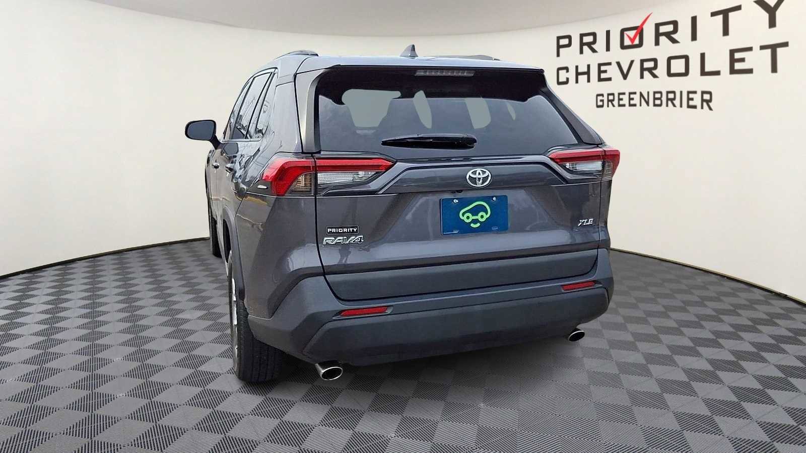 Used 2022 Toyota RAV4 XLE image 7