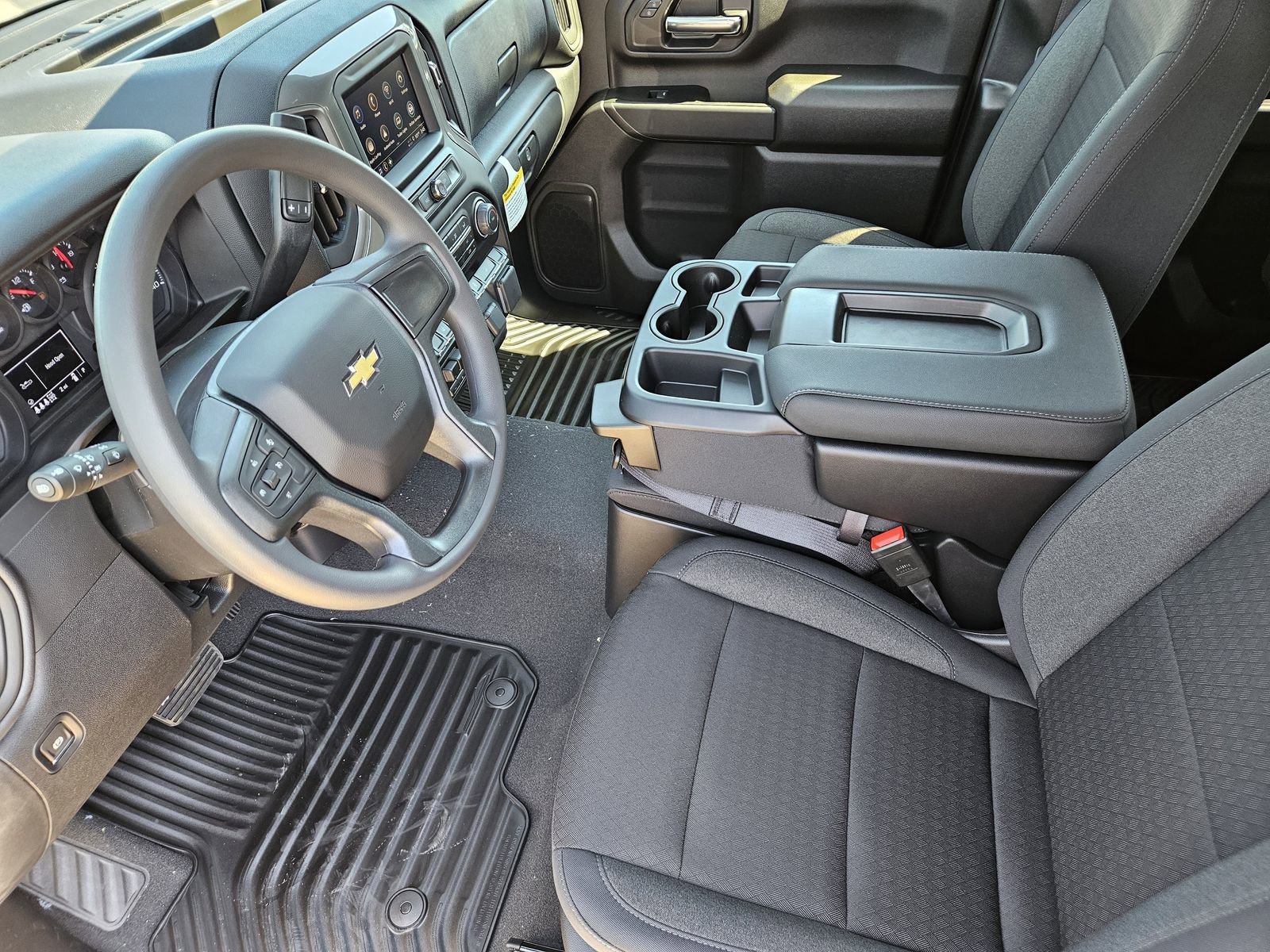 New 2026 Chevrolet Silverado 2500 Custom w/ Custom Value Package AWD/4WD image 18