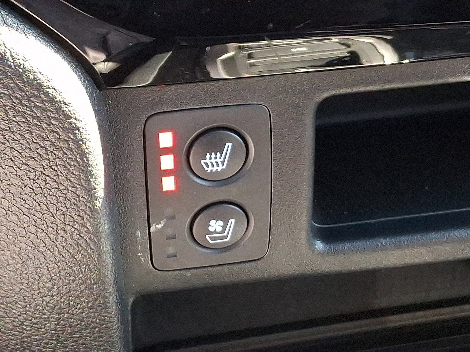 Used 2023 Honda Passport Elite image 23