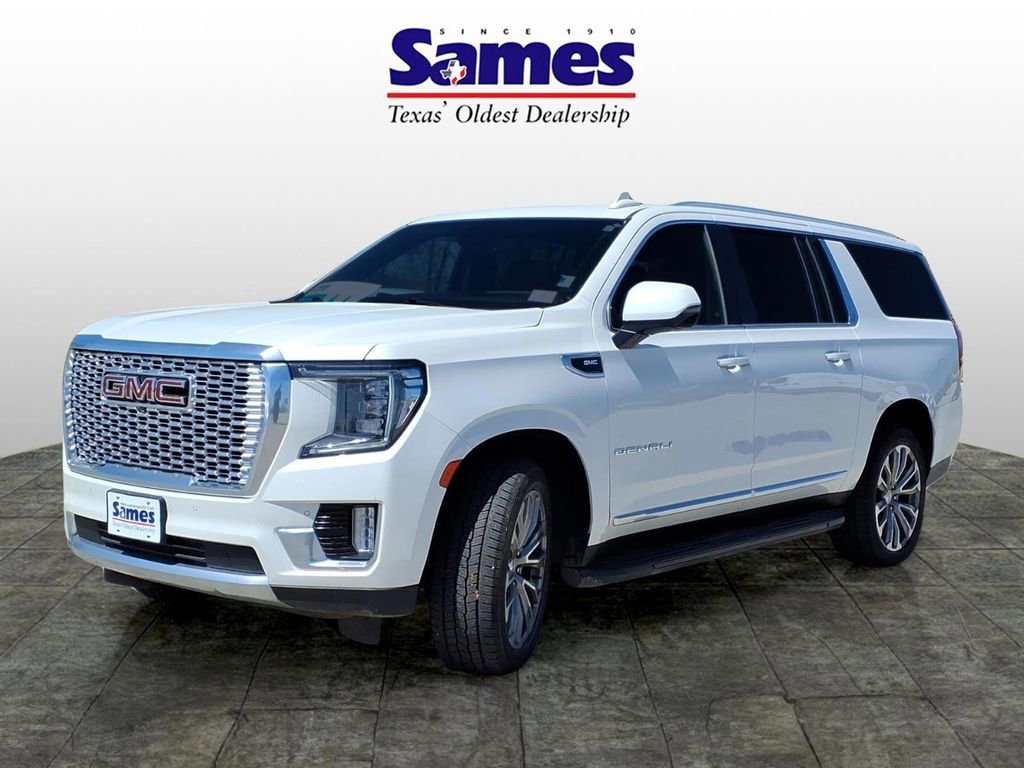 Used 2022 GMC Yukon XL Denali image 3