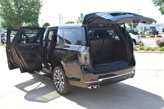 New 2026 Chevrolet Tahoe High Country AWD/4WD image 18