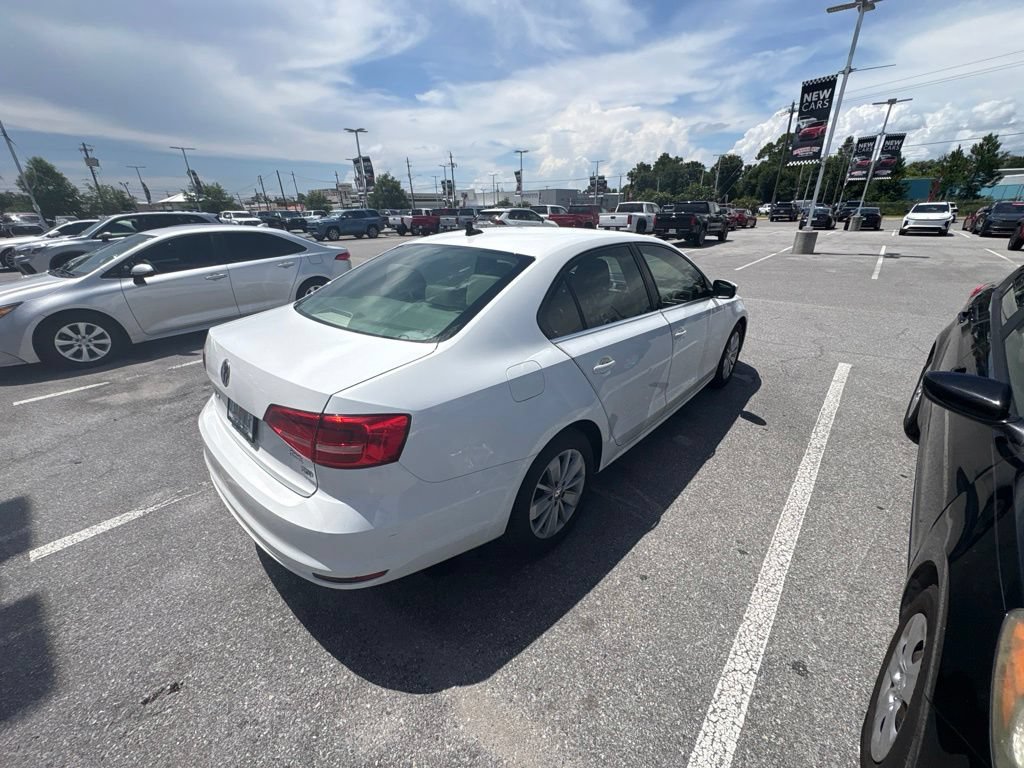 Used 2015 Volkswagen Jetta TDI SE FWD image 14