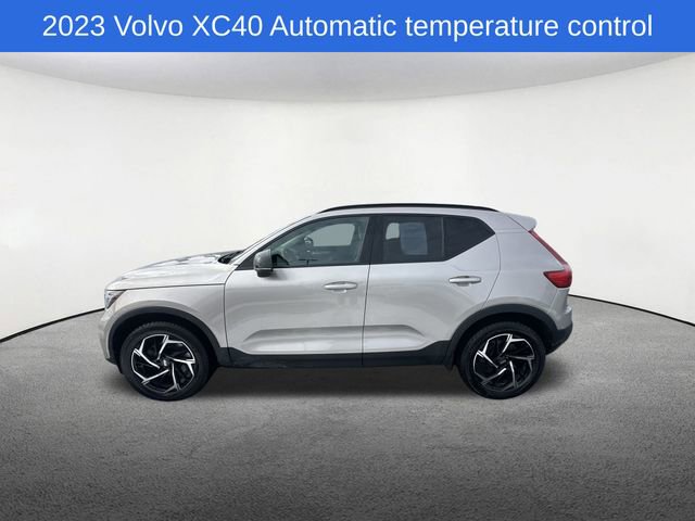Used 2023 Volvo XC40 B5 Plus w/ Driver Assist Package image 12