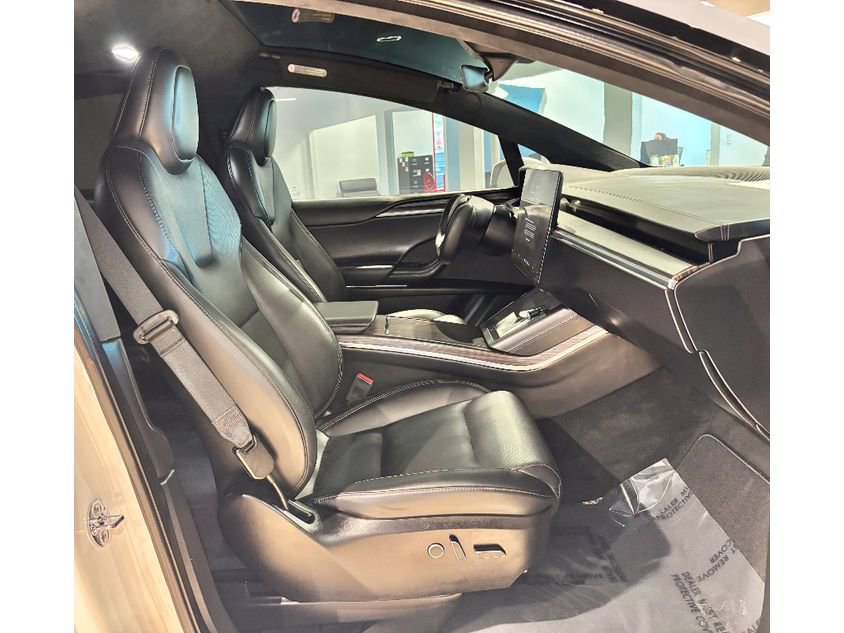 Used 2024 Tesla Model X image 22
