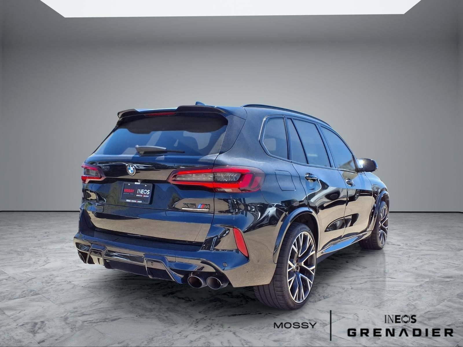 Used 2021 BMW X5 M w/ Competition Package AWD/4WD image 7