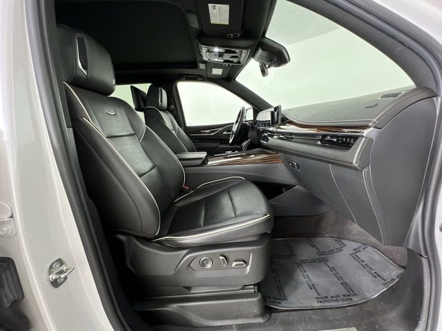 Certified 2021 Cadillac Escalade Premium Luxury w/ LPO, Illumination Package image 29
