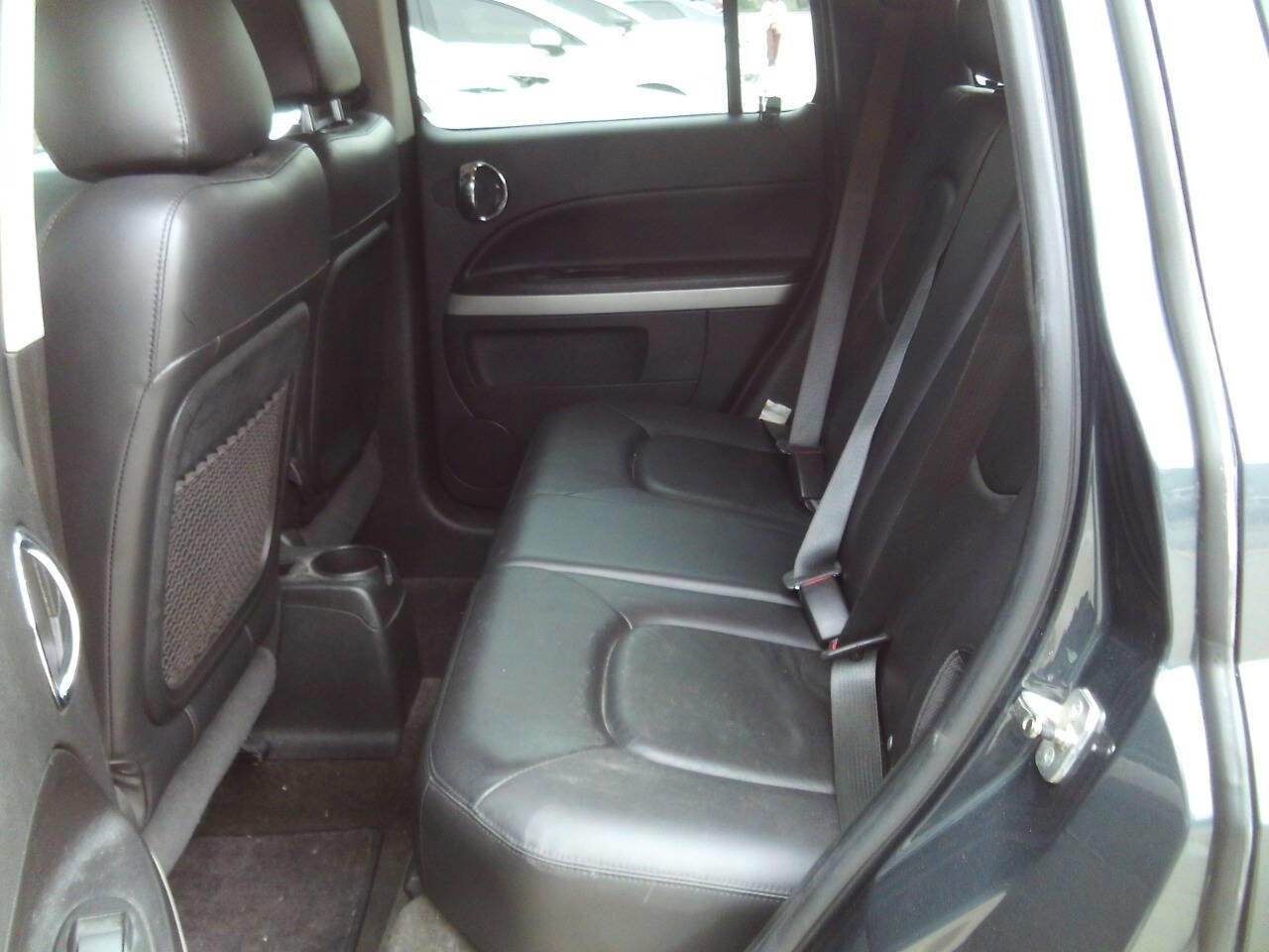Used 2011 Chevrolet HHR LT w/ LT Preferred Equipment Group image 13