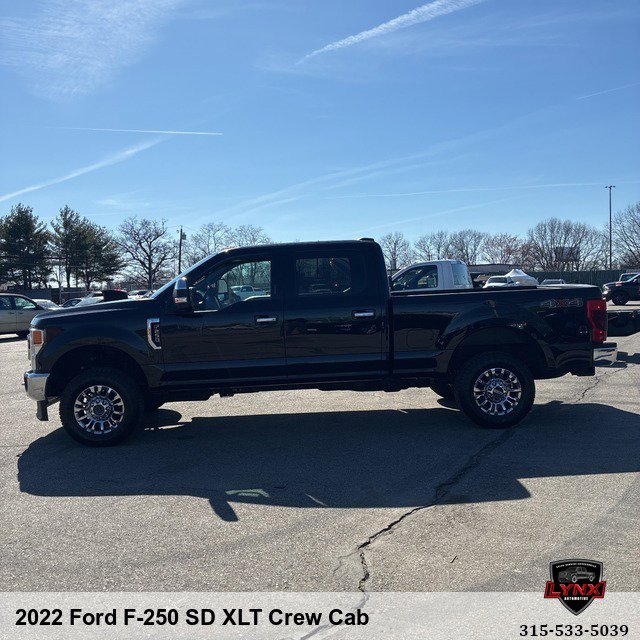 Used 2022 Ford F250 XLT w/ XLT Premium Package image 2
