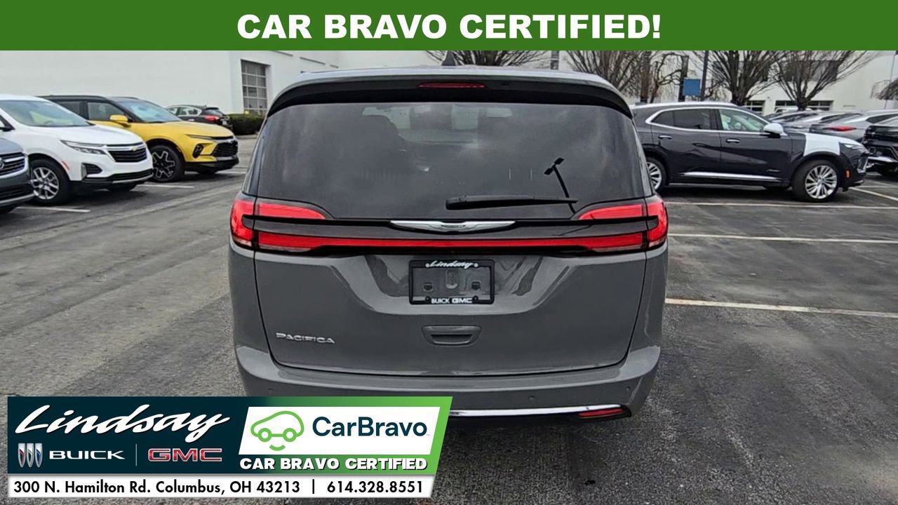 Used 2025 Chrysler Pacifica Select FWD image 8