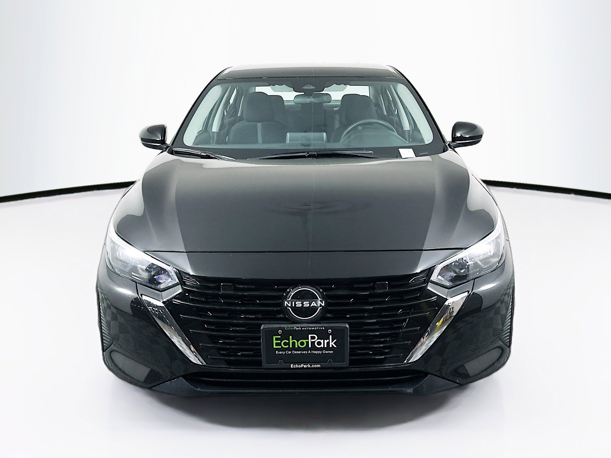 Used 2025 Nissan Sentra SV FWD image 2