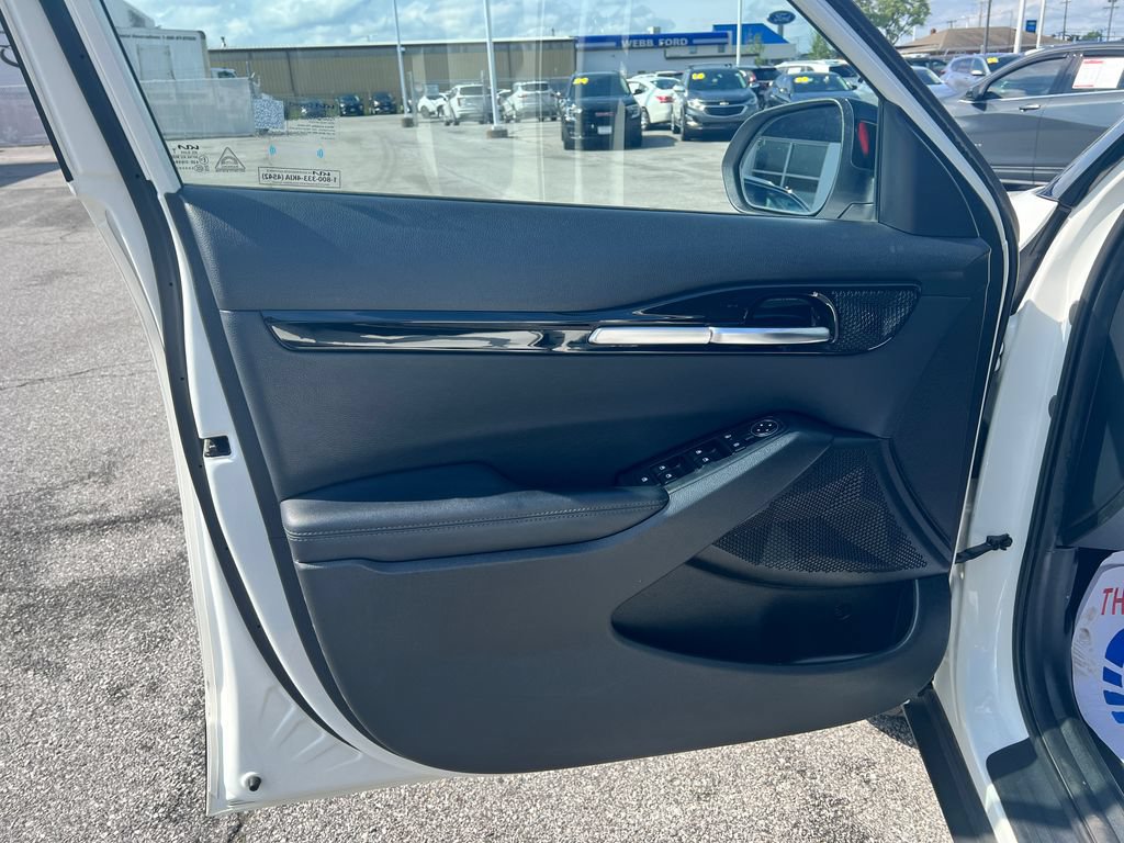 Used 2024 Kia Seltos S AWD/4WD image 16