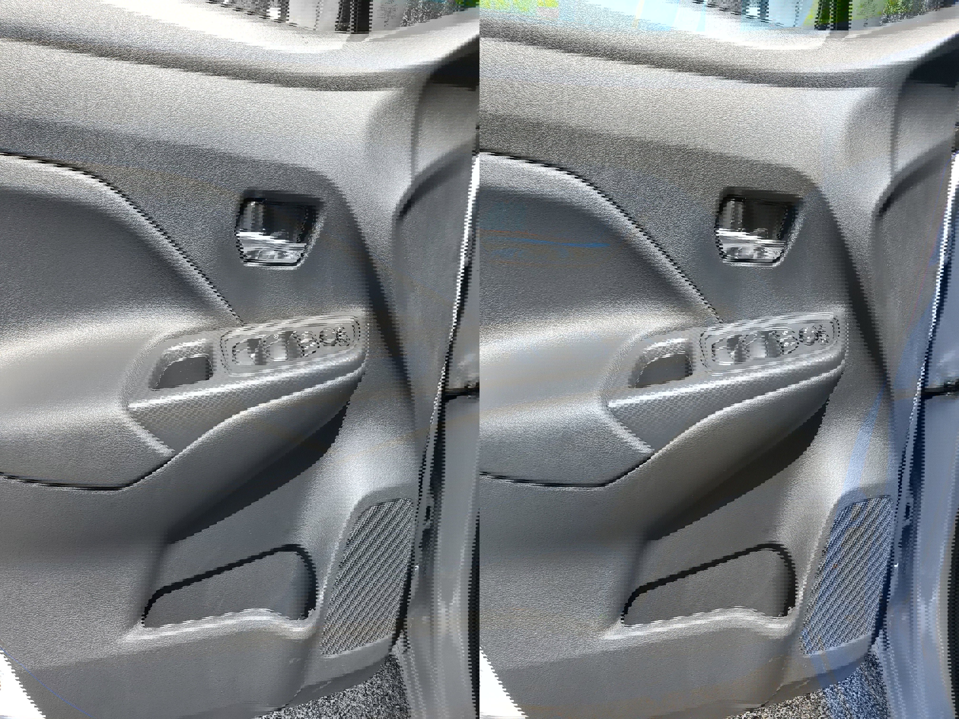 New 2025 Nissan Versa SV w/ Trunk Package image 18