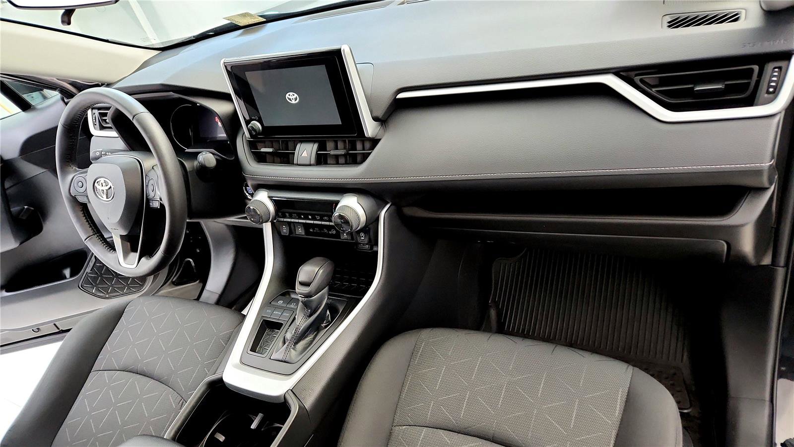 Certified 2023 Toyota RAV4 XLE image 25