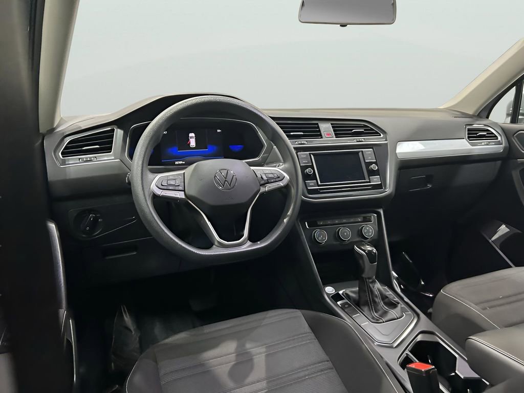 Used 2022 Volkswagen Tiguan S image 16