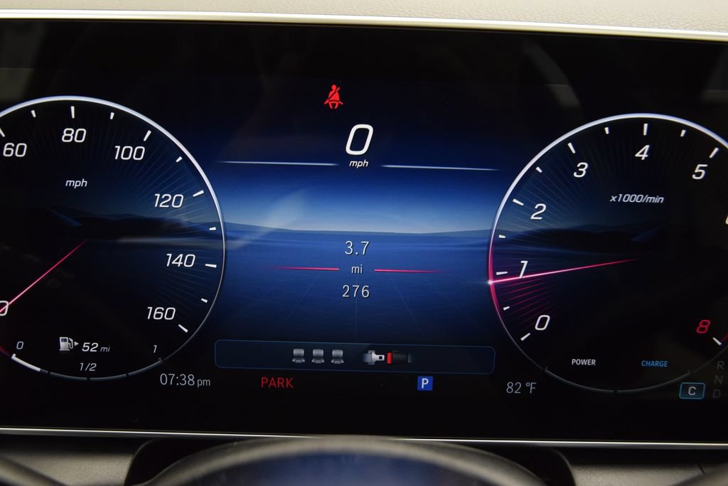 Used 2026 Mercedes-Benz GLC 300 4MATIC image 26