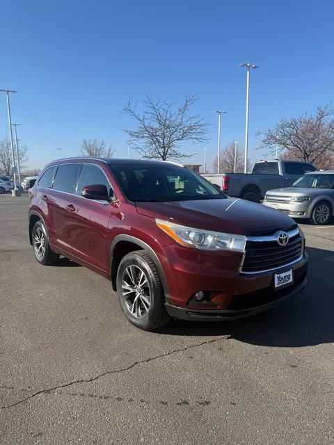 Used 2016 Toyota Highlander XLE image 8