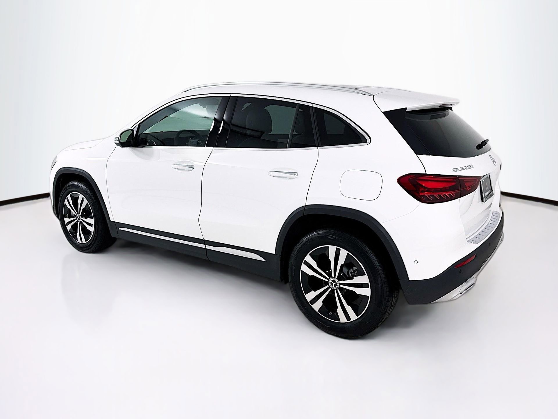 New 2026 Mercedes-Benz GLA 250 image 6