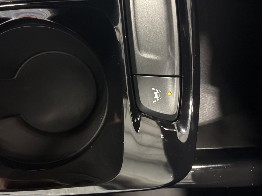 Used 2026 Chevrolet Trax LT FWD image 25
