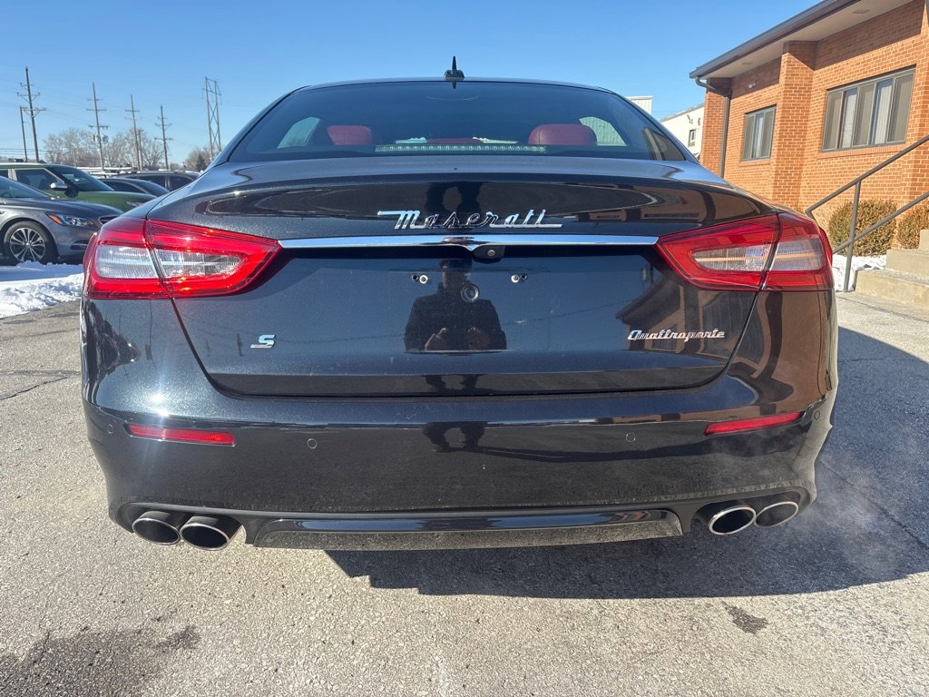 Used 2019 Maserati Quattroporte S GranLusso image 11