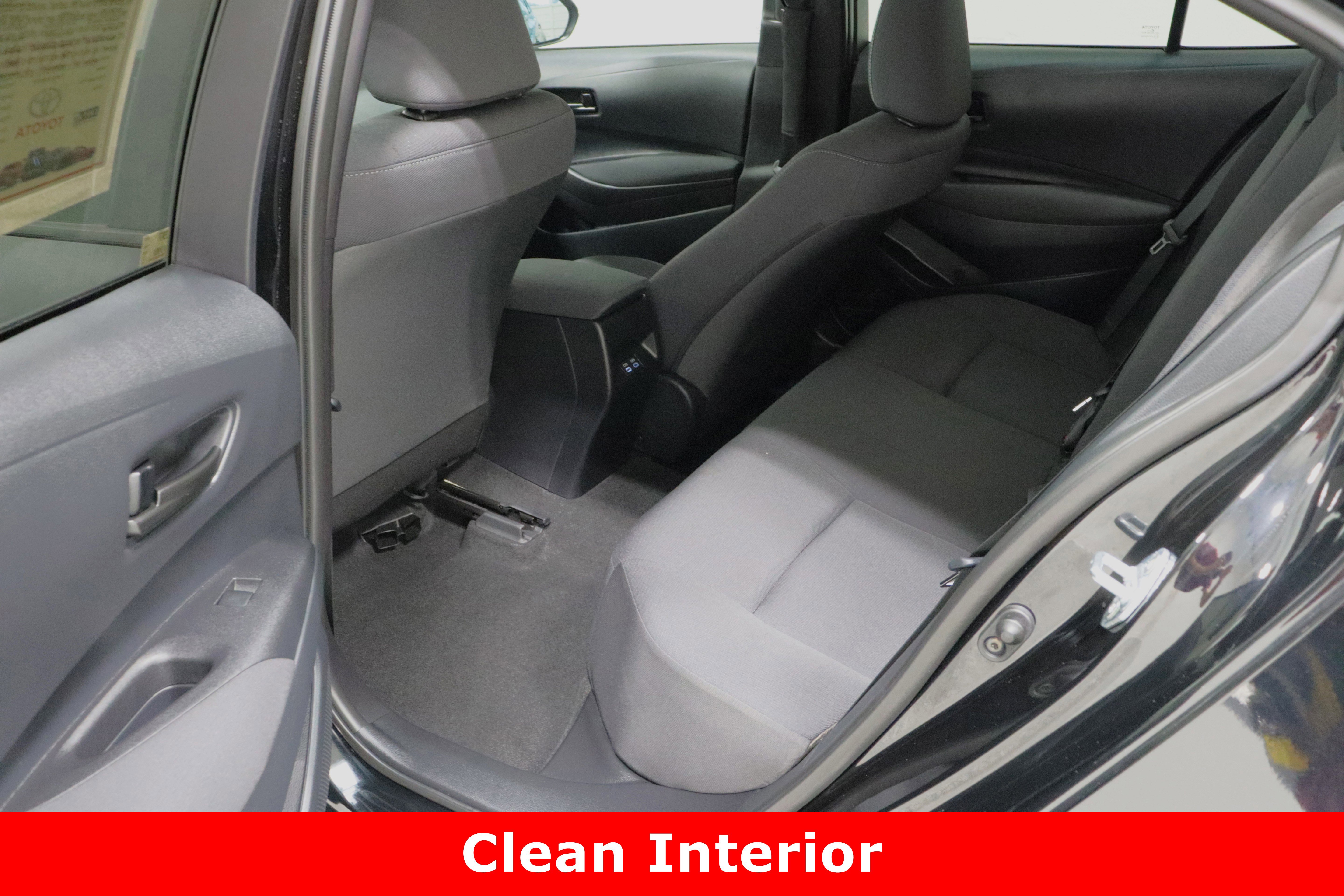 Used 2025 Toyota Corolla LE image 24