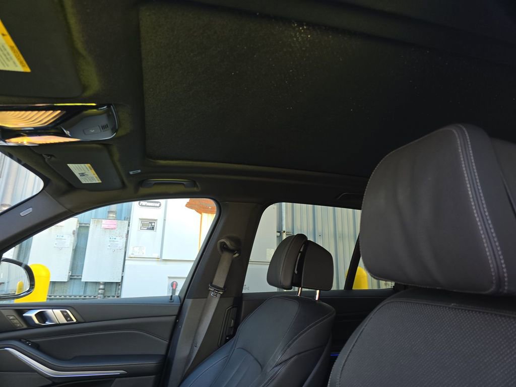 Used 2019 BMW X5 xDrive50i w/ Off-Road Package image 5