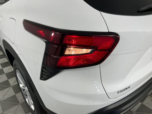 New 2026 Chevrolet Trax LS w/ Driver Confidence Package FWD image 16