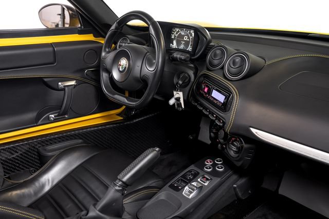 Used 2016 Alfa Romeo 4C Spider w/ Spider Track Package 4 RWD image 39