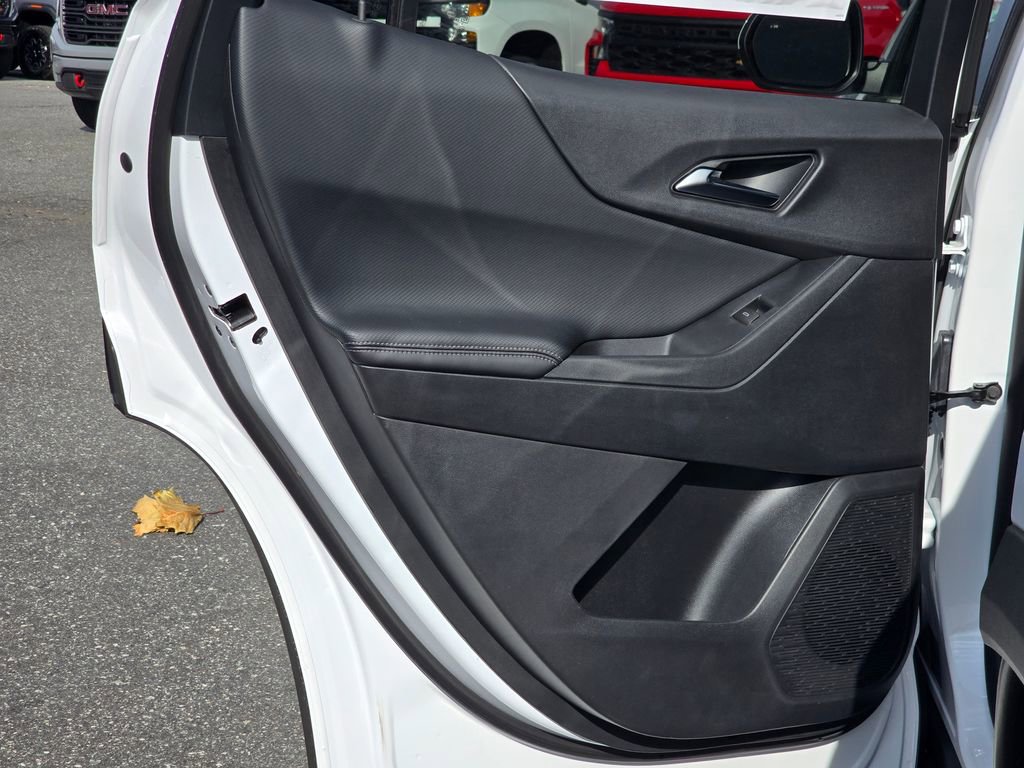 New 2026 Chevrolet Equinox LT image 37