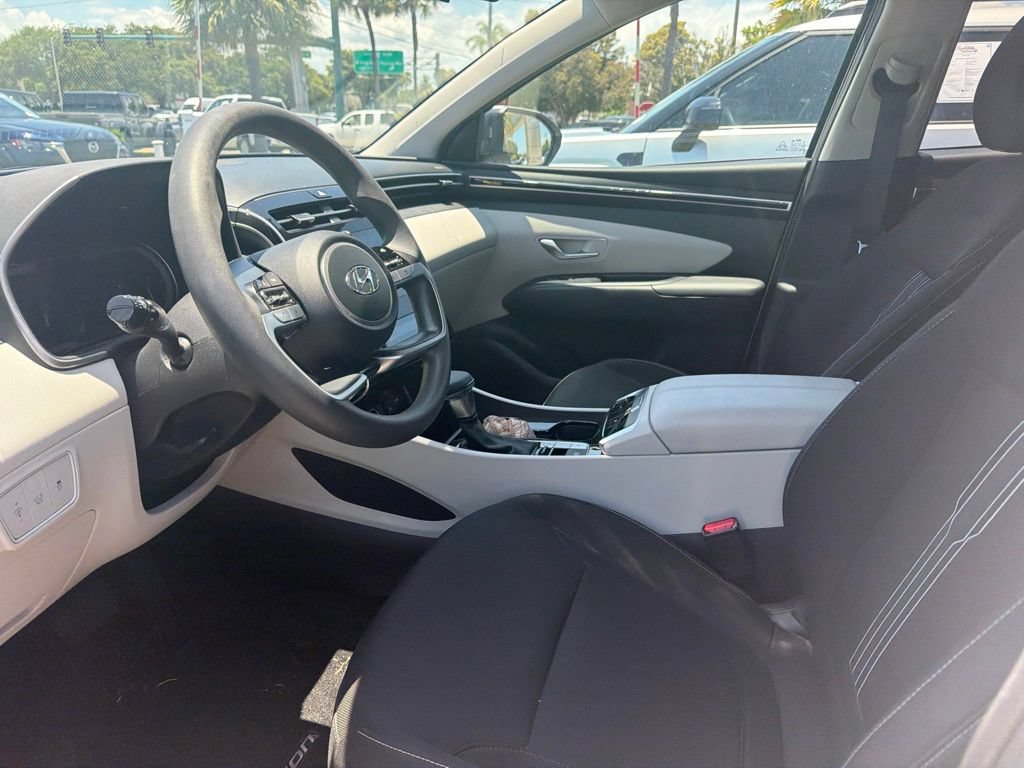 Used 2024 Hyundai Tucson SEL FWD image 3