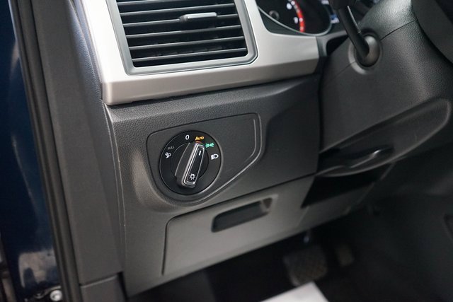 Used 2021 Volkswagen Atlas SE image 29