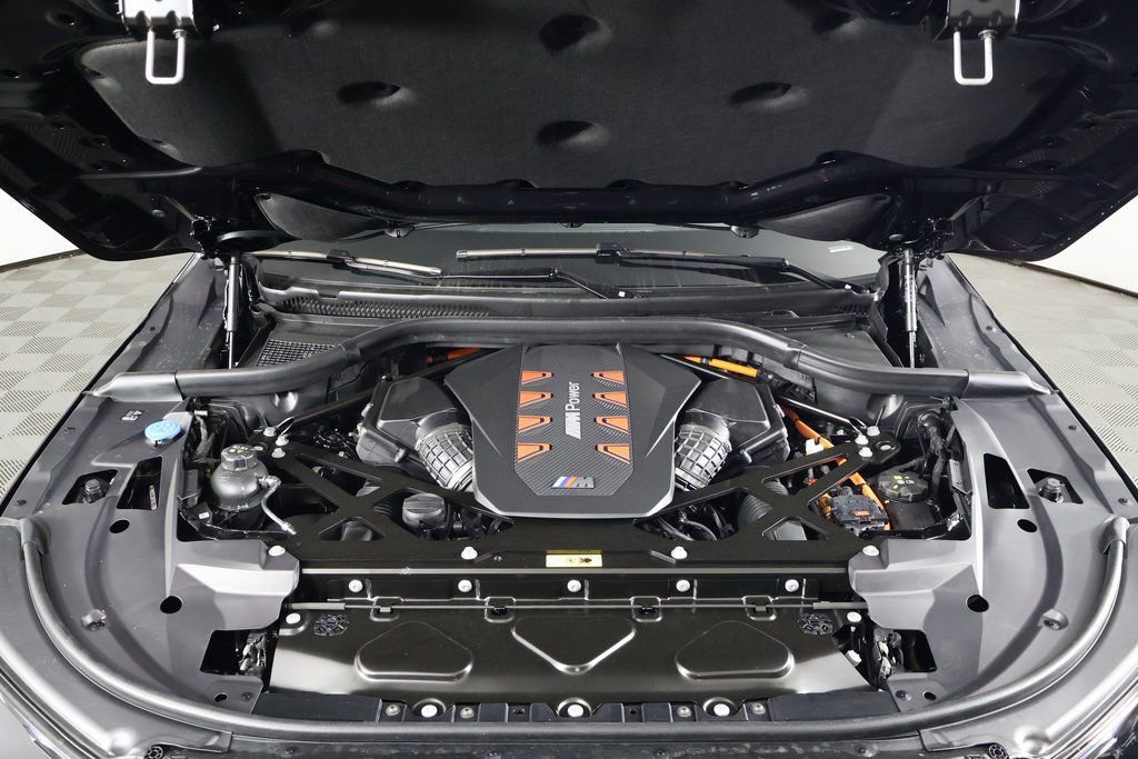 New 2026 BMW XM Label Red image 9