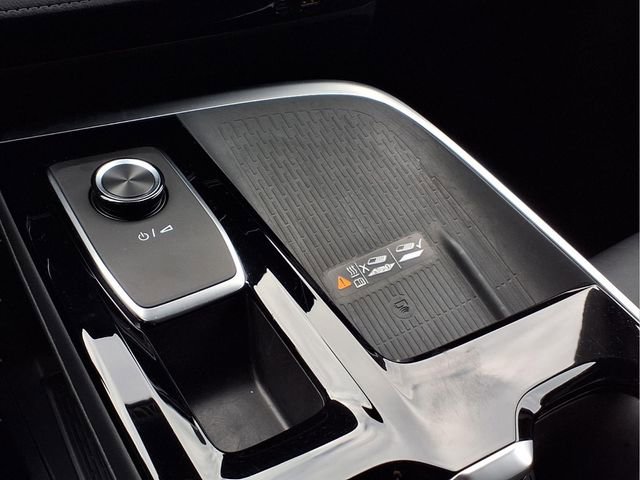 Certified 2025 Buick Enclave Preferred image 11