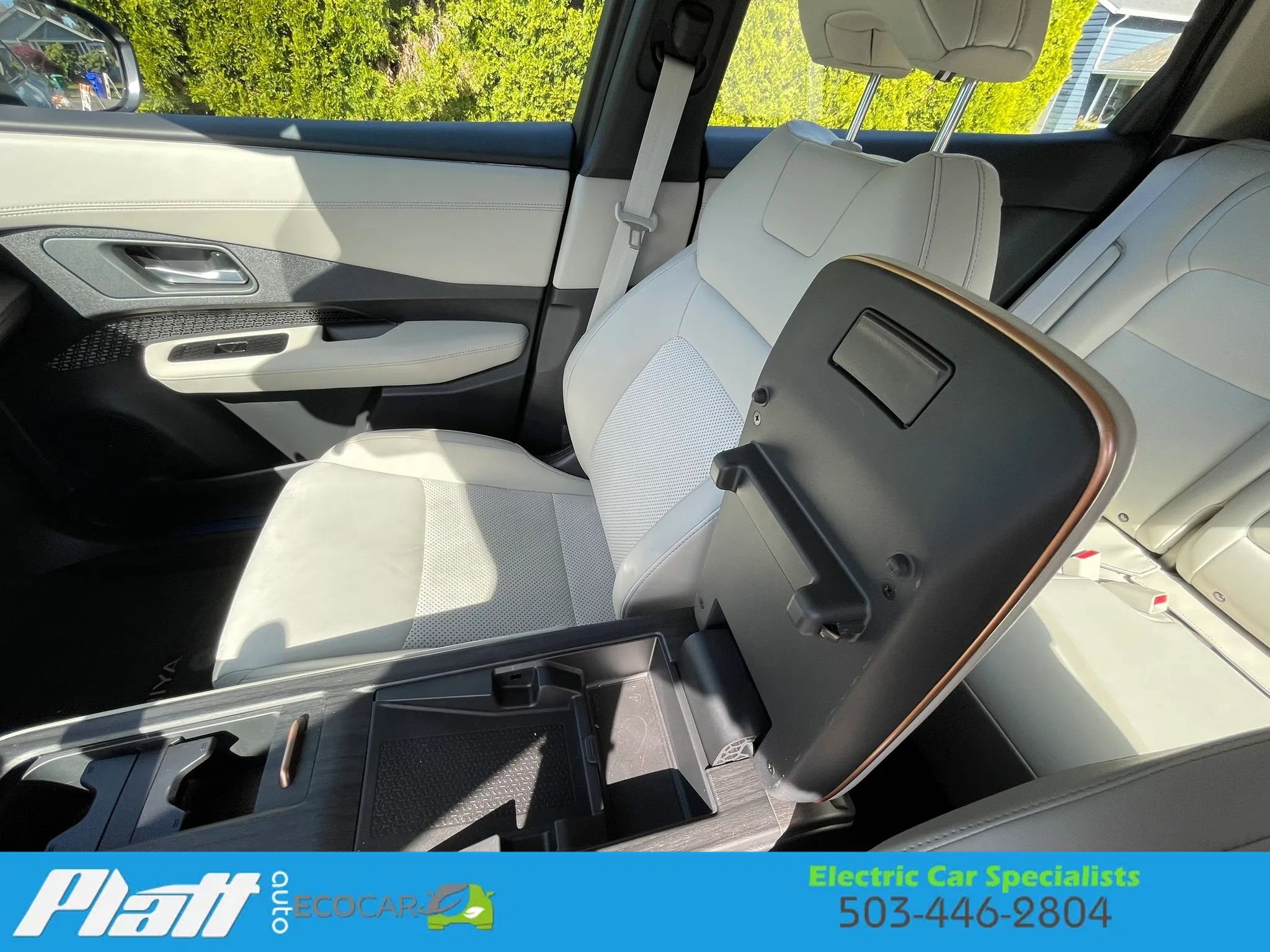Used 2024 Nissan Ariya AWD image 27