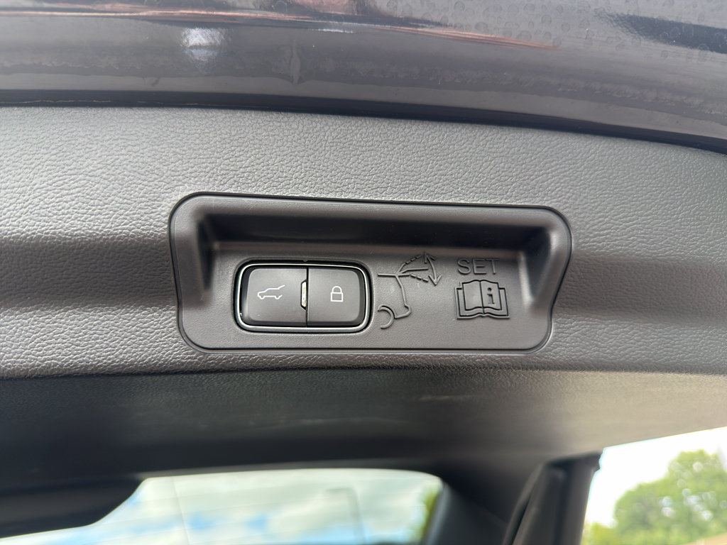 Certified 2022 Ford Explorer ST-Line AWD/4WD image 33
